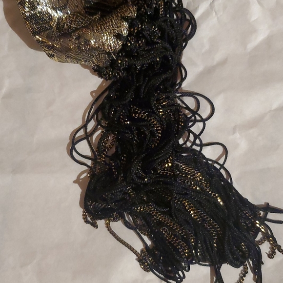 Yves Saint Laurent gold scarf - Picture 3 of 3